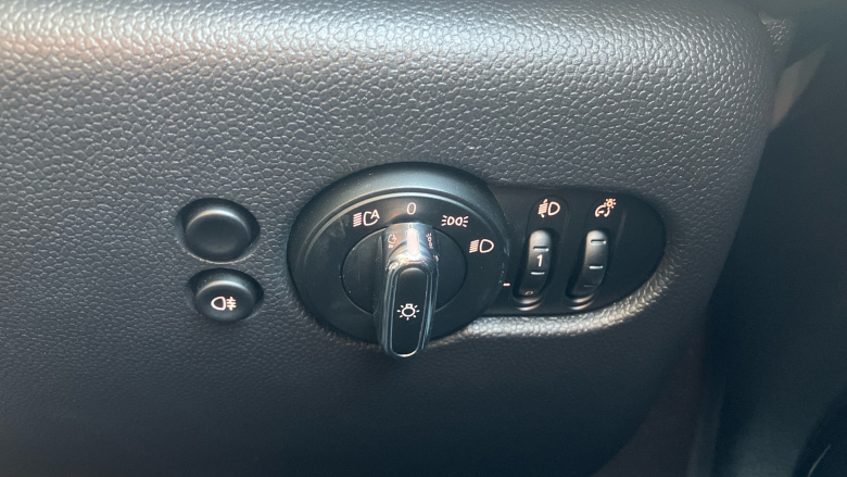 MINI Hatchback 1.5 Cooper Sport 3dr Petrol Hatchback